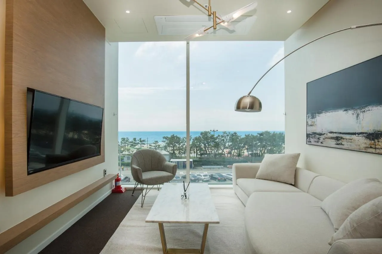 Uh Suite The Haeundae Busan Hotel