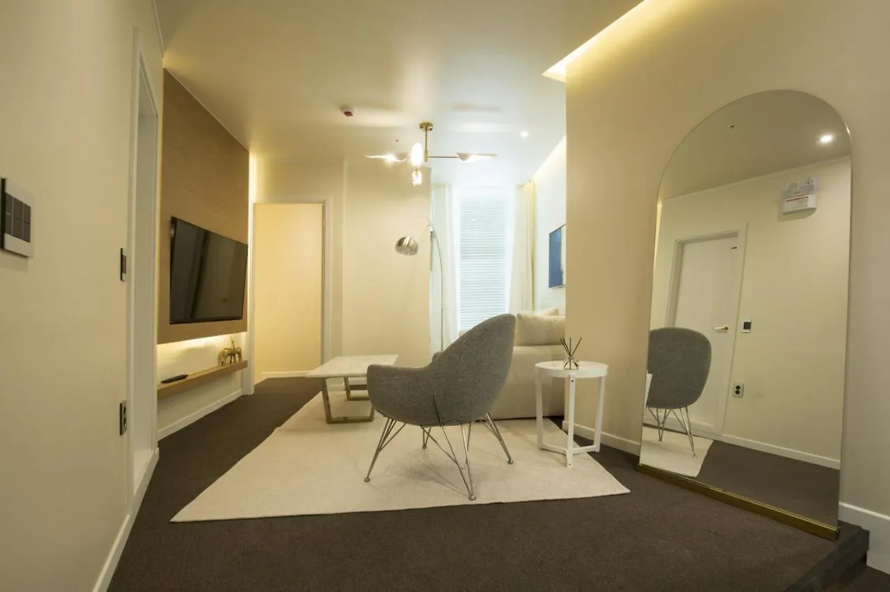 Uh Suite The Haeundae Busan Hotel