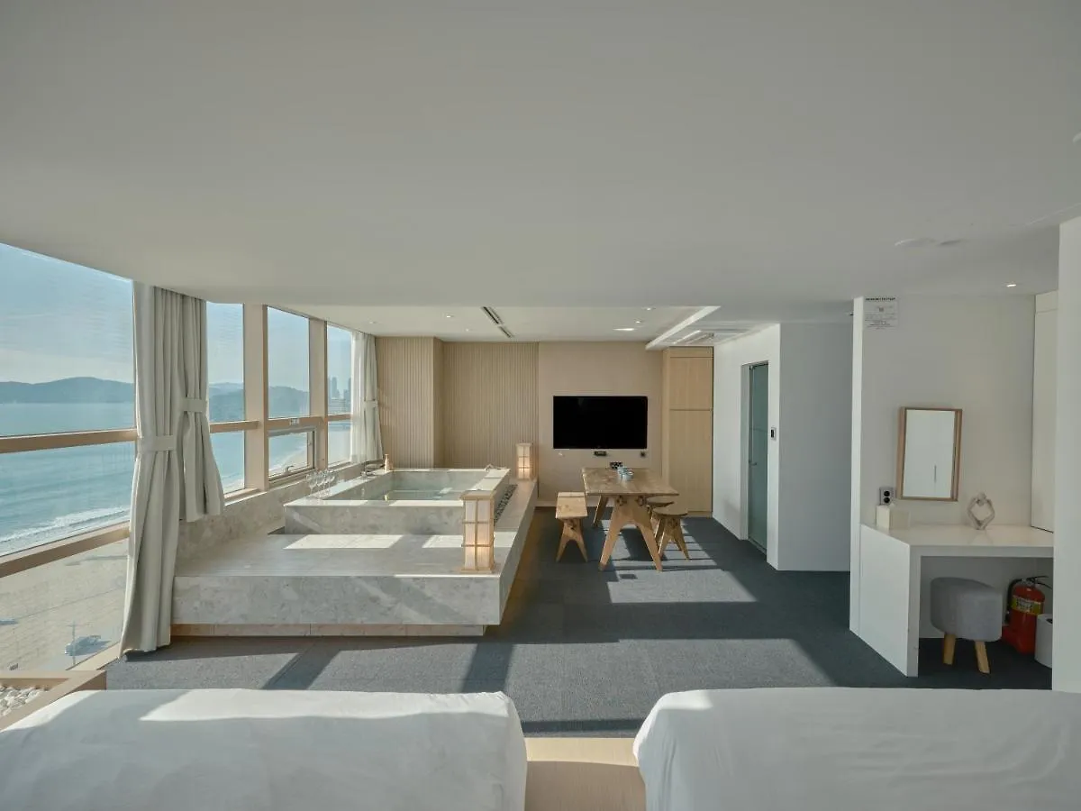 Hotel Uh Suite The Haeundae Busan