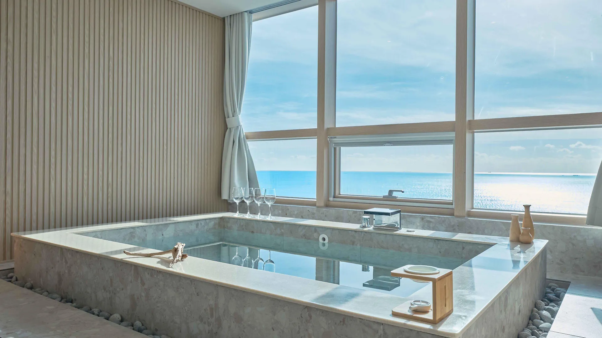 *** Hotel Uh Suite The Haeundae Busan South Korea