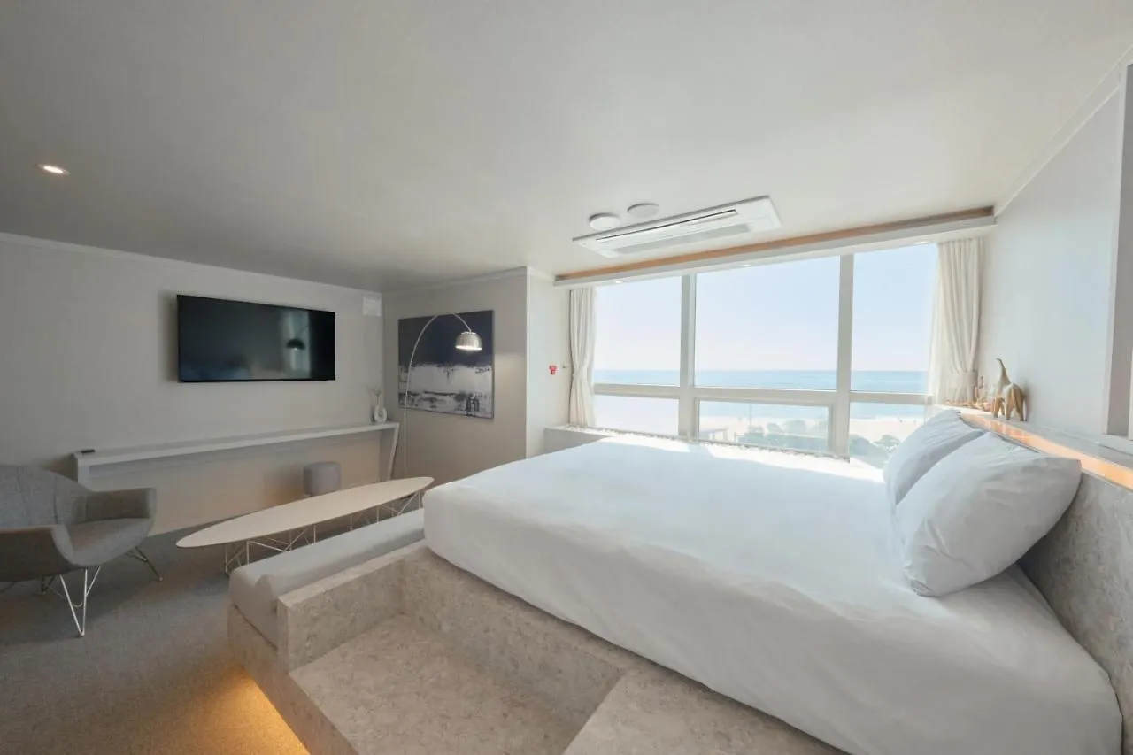 Uh Suite The Haeundae Busan