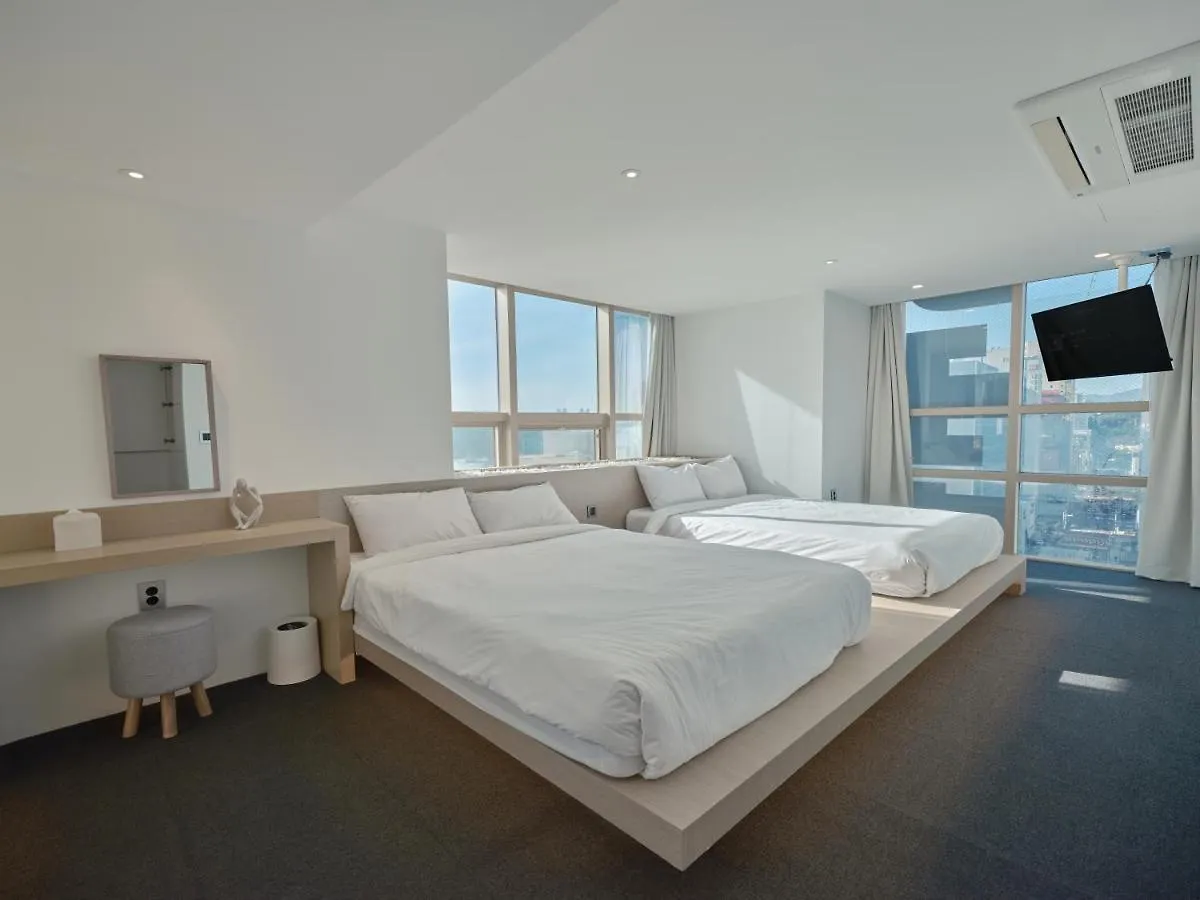 Uh Suite The Haeundae Busan