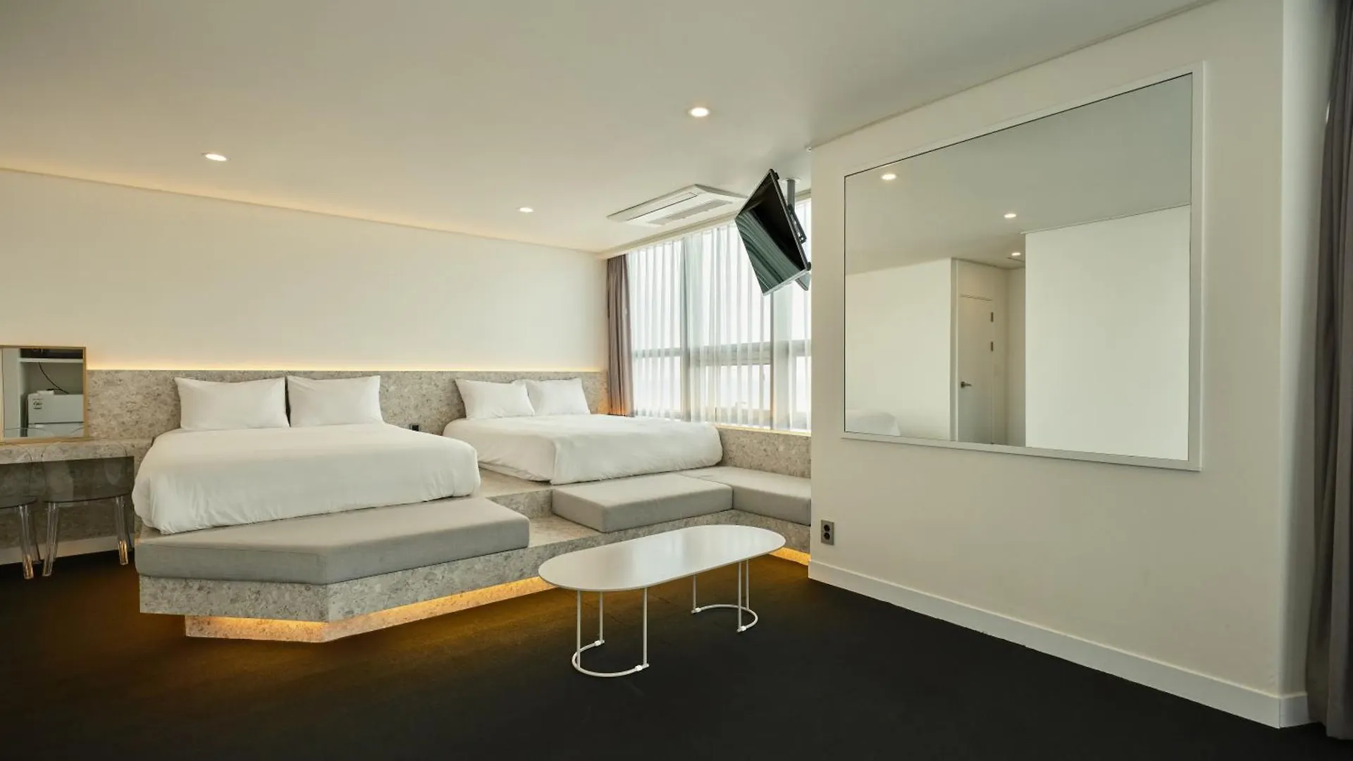 Uh Suite The Haeundae Busan