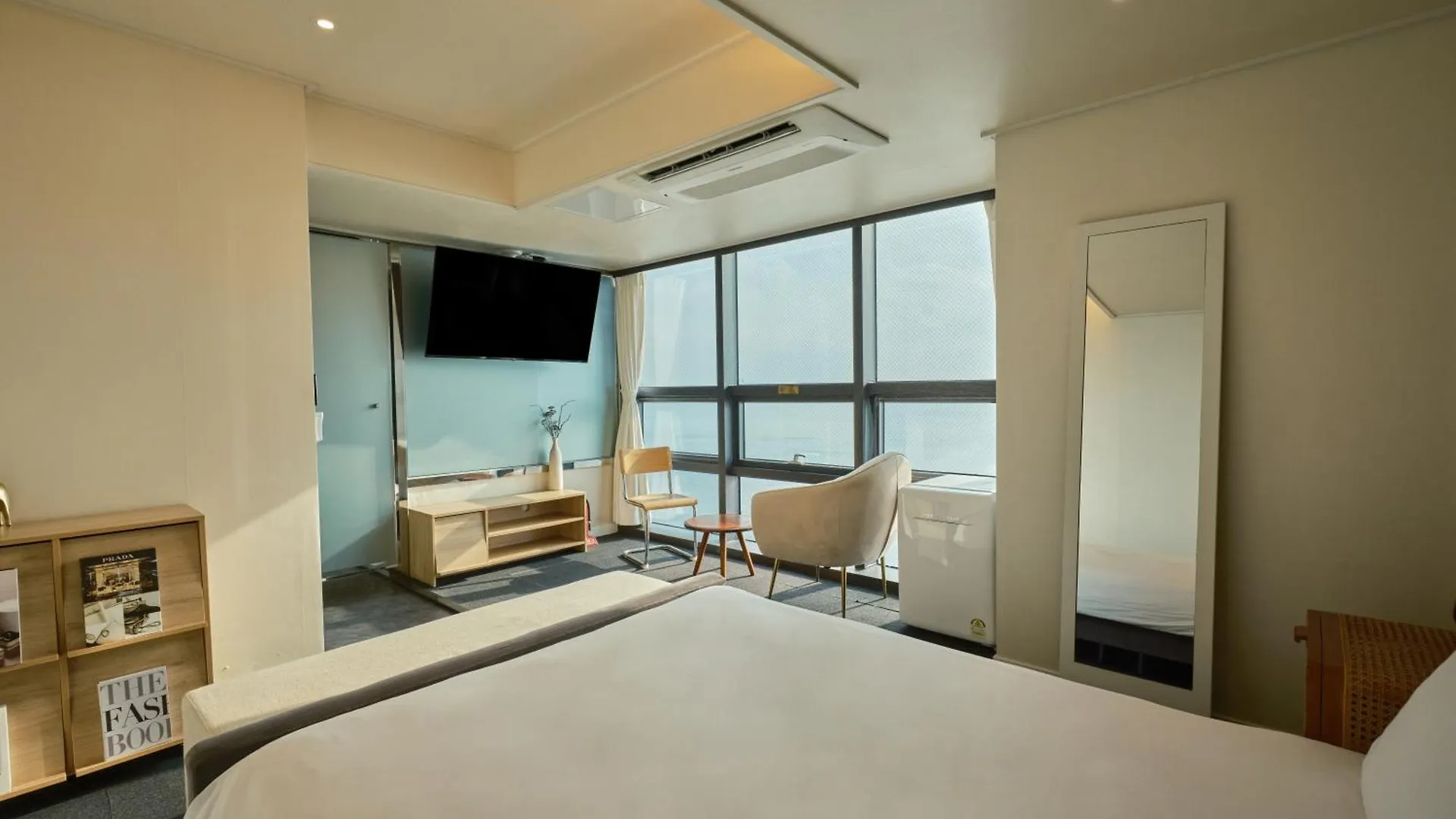 Uh Suite The Haeundae Busan