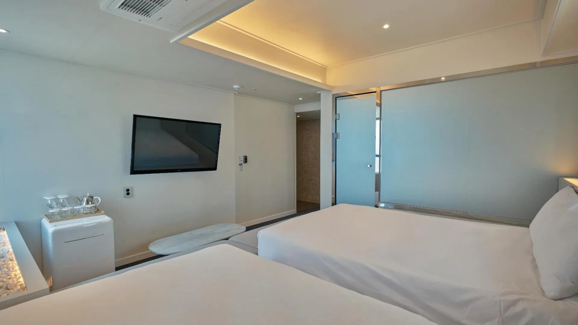 Uh Suite The Haeundae Busan 3*,  South Korea