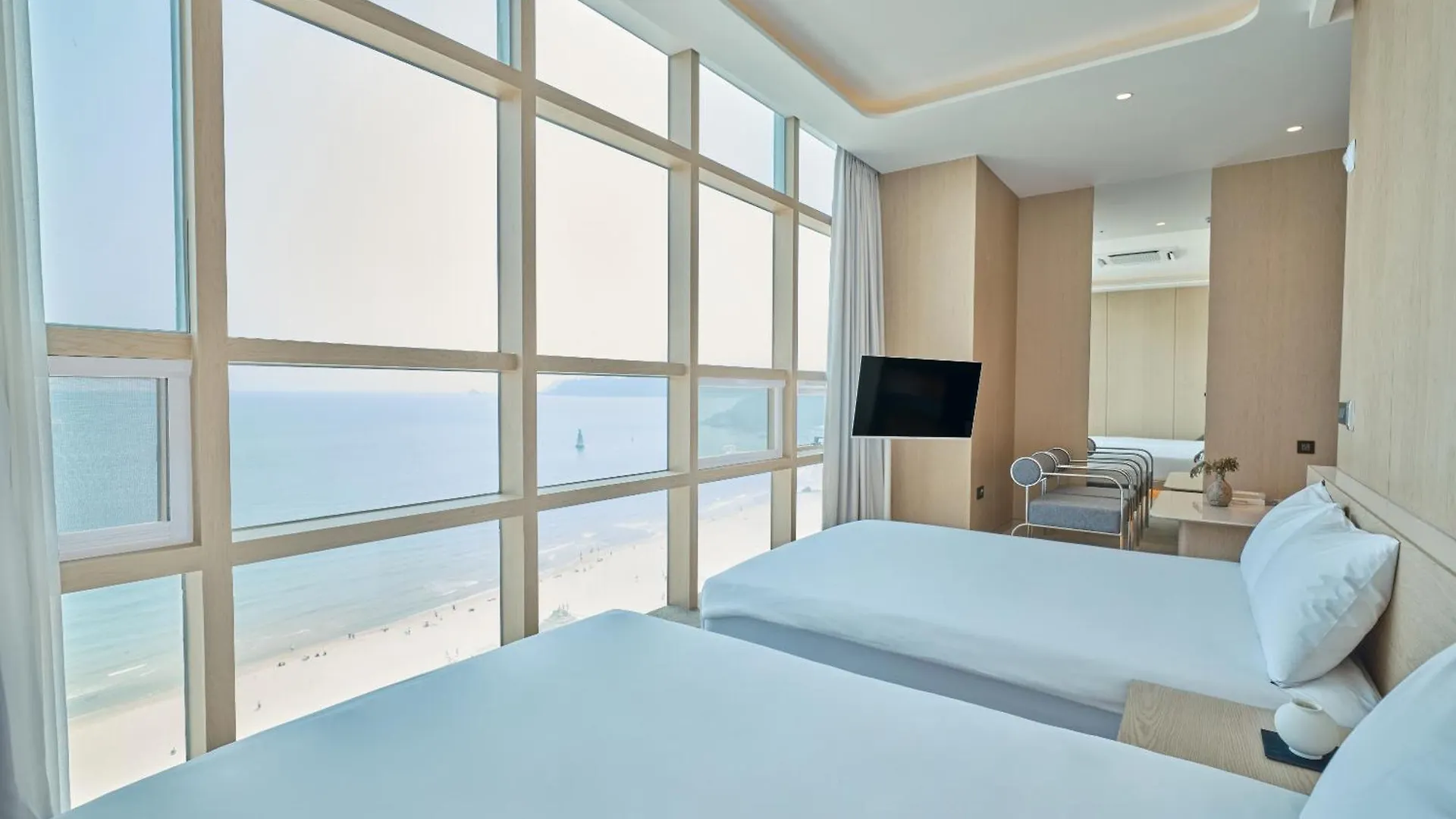 *** Hotel Uh Suite The Haeundae Busan South Korea