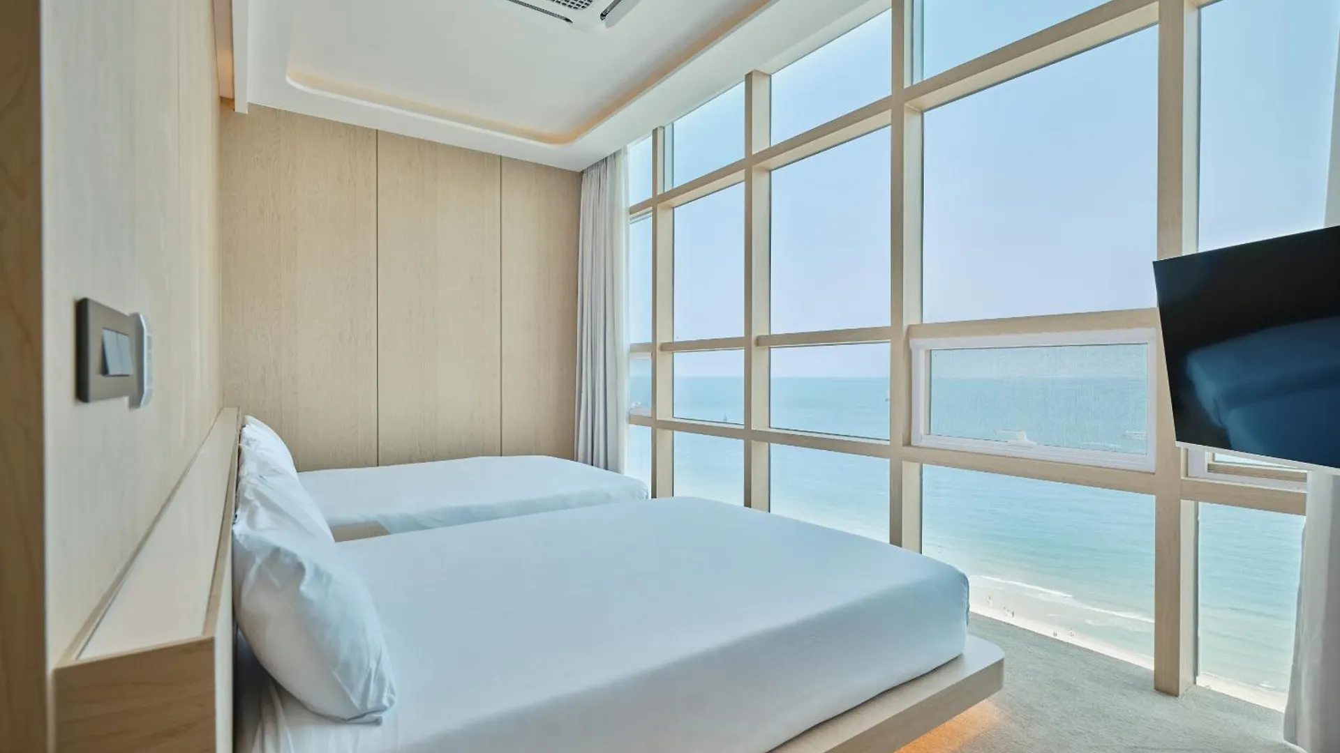 Uh Suite The Haeundae Busan 3*,  South Korea