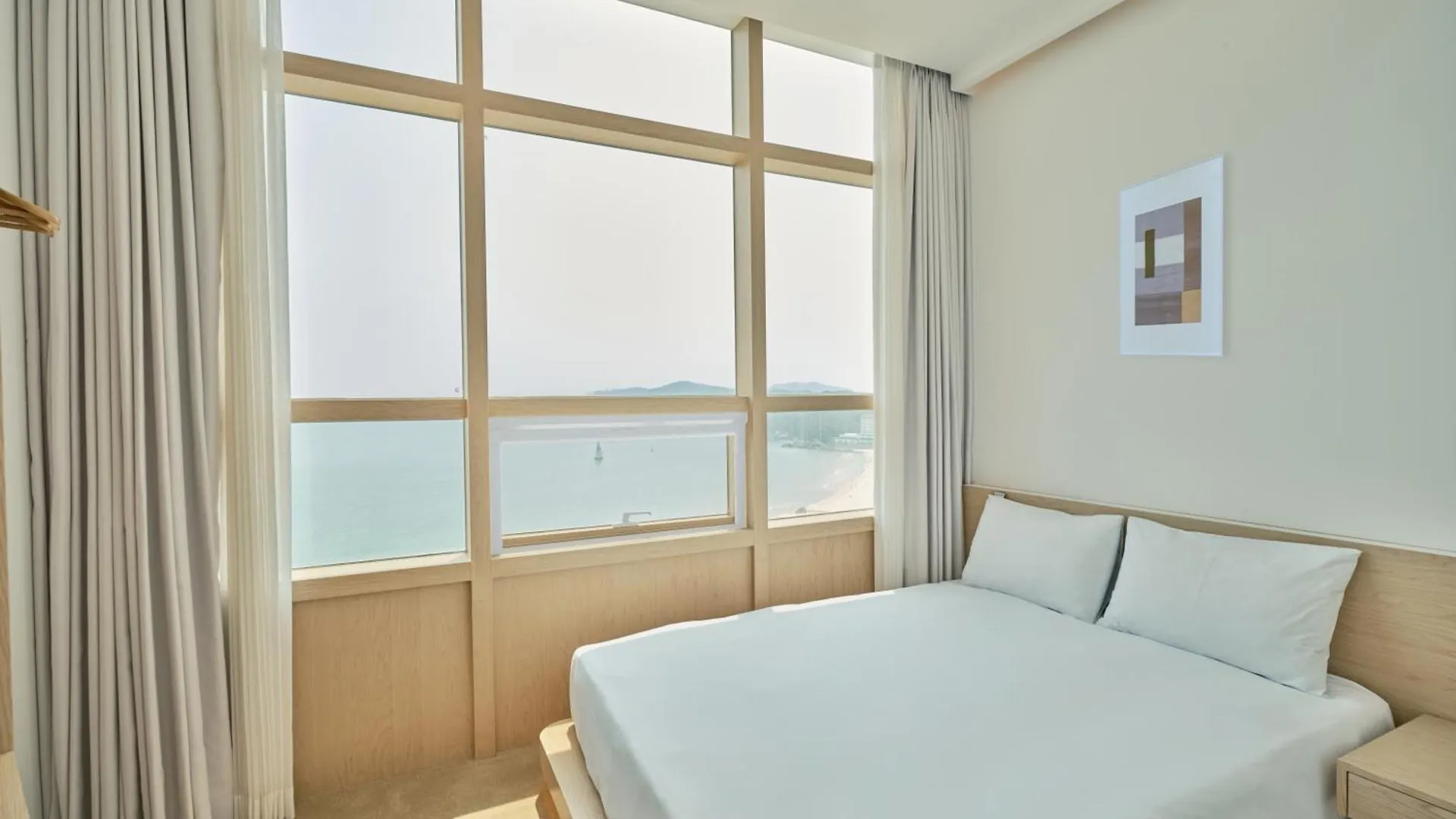 Uh Suite The Haeundae Busan Hotel